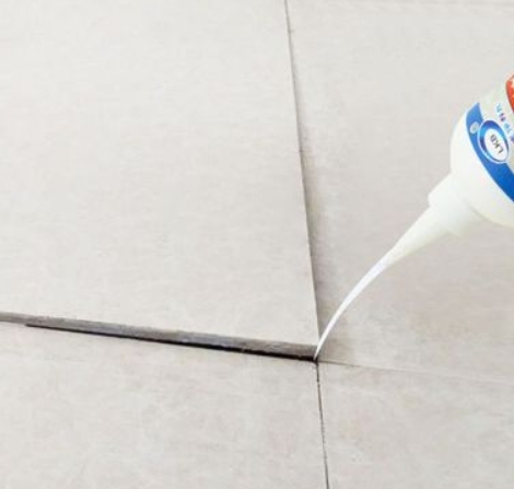 策勒瓷砖空鼓维修公司分享卫生间瓷砖脱落的原因可能有以下几点